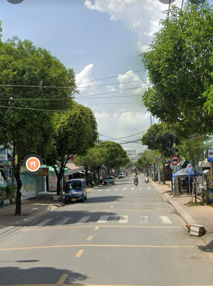 Bán nhà mặt tiền 1 trệt 1 lầu 10x30m giá 11,5 tỷ Đường Thới Tam Thôn 9