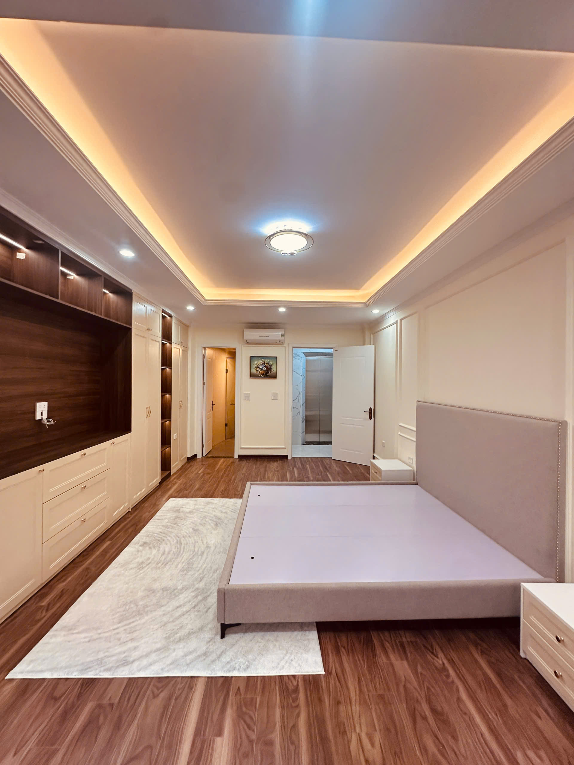 Hiếm Thanh Nhàn – 6 Tầng Thang Máy – 32m – Nhà Đẹp Full Nội Thất – Ở Ngay 9.6 TỶ lh 0975124520