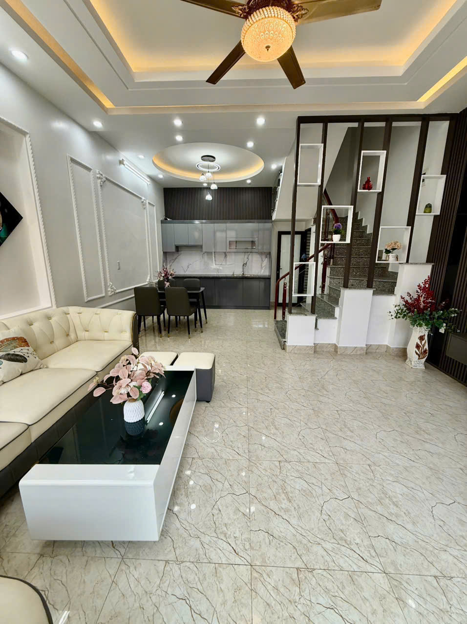BÁN NHÀ 3 TẦNG PHỐ QUÁN NAM – LÊ CHÂN – NGÕ RỘNG 3M – GIÁ 3,45 TỶ