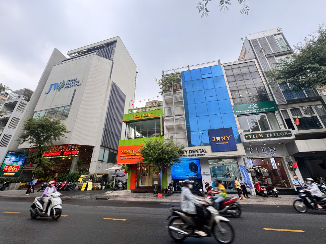 BÁN NHÀ 36 & 38 TÔN THẤT TÙNG, QUẬN 1- NGANG LỚN 8M*20M- DÒNG TIỀN ĐỀU 200TR/TH- 0938676685 GIANG GIANG- VỊ TRÍ SIÊU