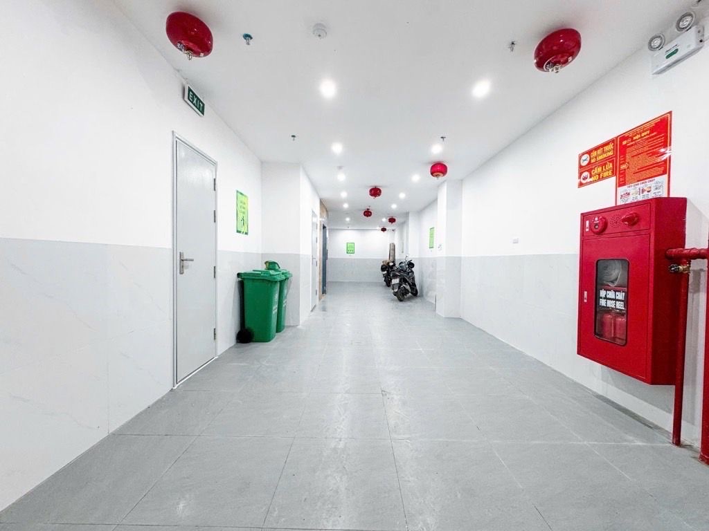 BÁN TÒA CHDV DỊCH VỌNG – 7 TẦNG – 25 PHÒNG –125TR/THÁNG –GIÁ 24,8 TỶ