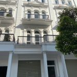  105m2