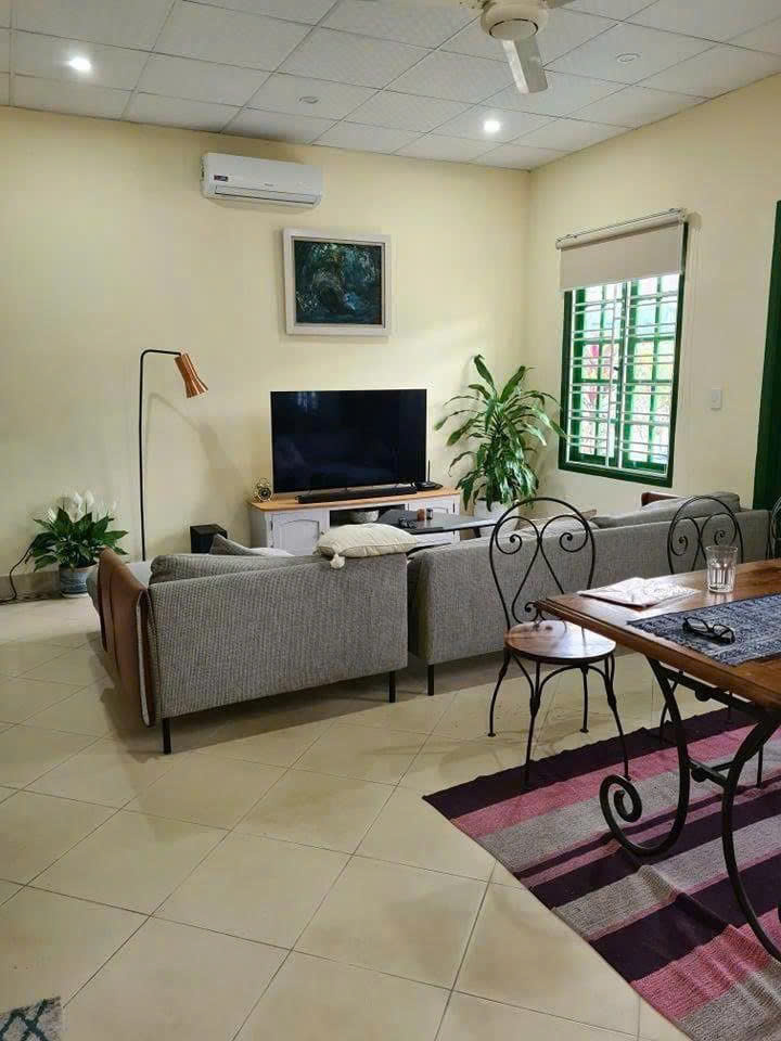 Phố Mai Anh Tuấn 80m2, 5T, mặt tiền 6m trước nhà sân 300m2 ngay Hồ Hoàng Cầu