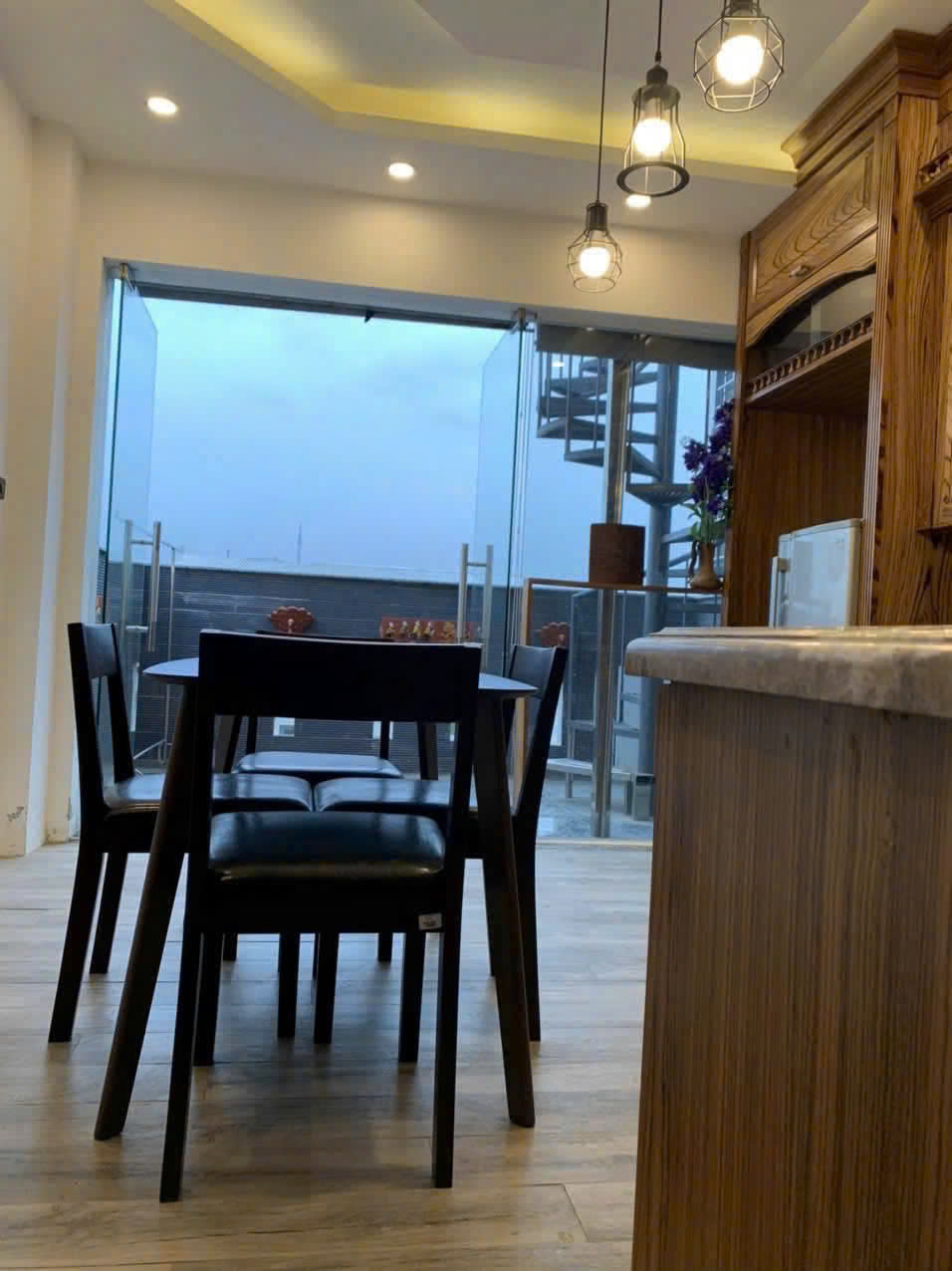 Giảm chào 1 tỉ! Bán nhà mặt phố Trung Phụng, 50m2, 8 tầng, mặt tiền 4.2m, 33.5 tỷ, KD đỉnh