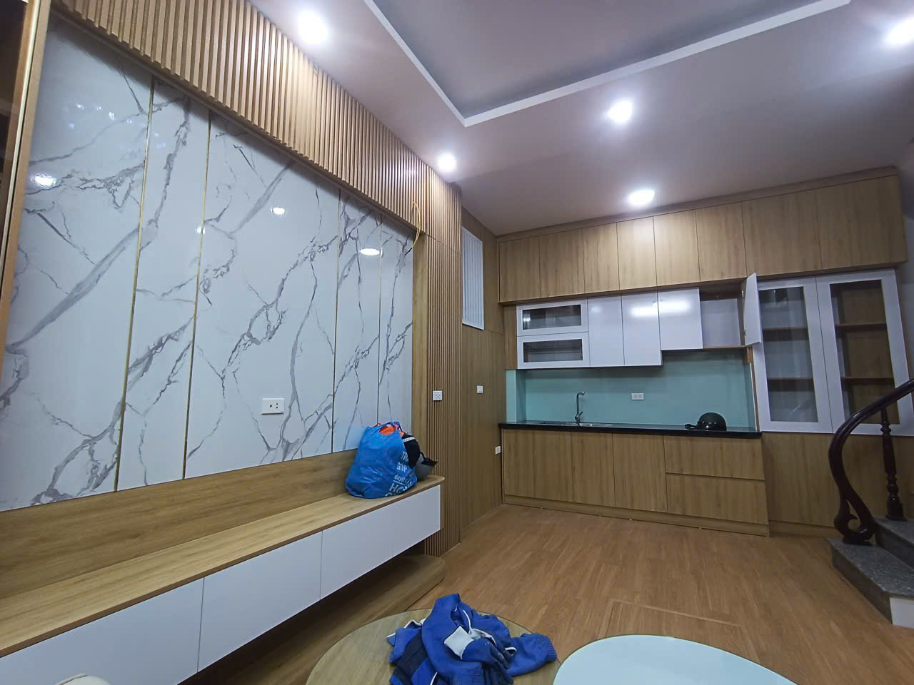 NHÀ 5T TRONG CĂN NGÕ RỘNG NHẤT PHỐ PHAN ĐÌNH GIÓT, NHỈNH 7 TỶ