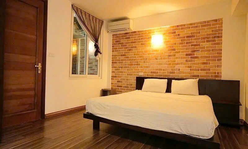 Hạ giá nhà Đặng Thai Mai 75m2, 6T thang máy, MT5m lô góc kinh doanh 25 tỷ gần Hồ Tây
