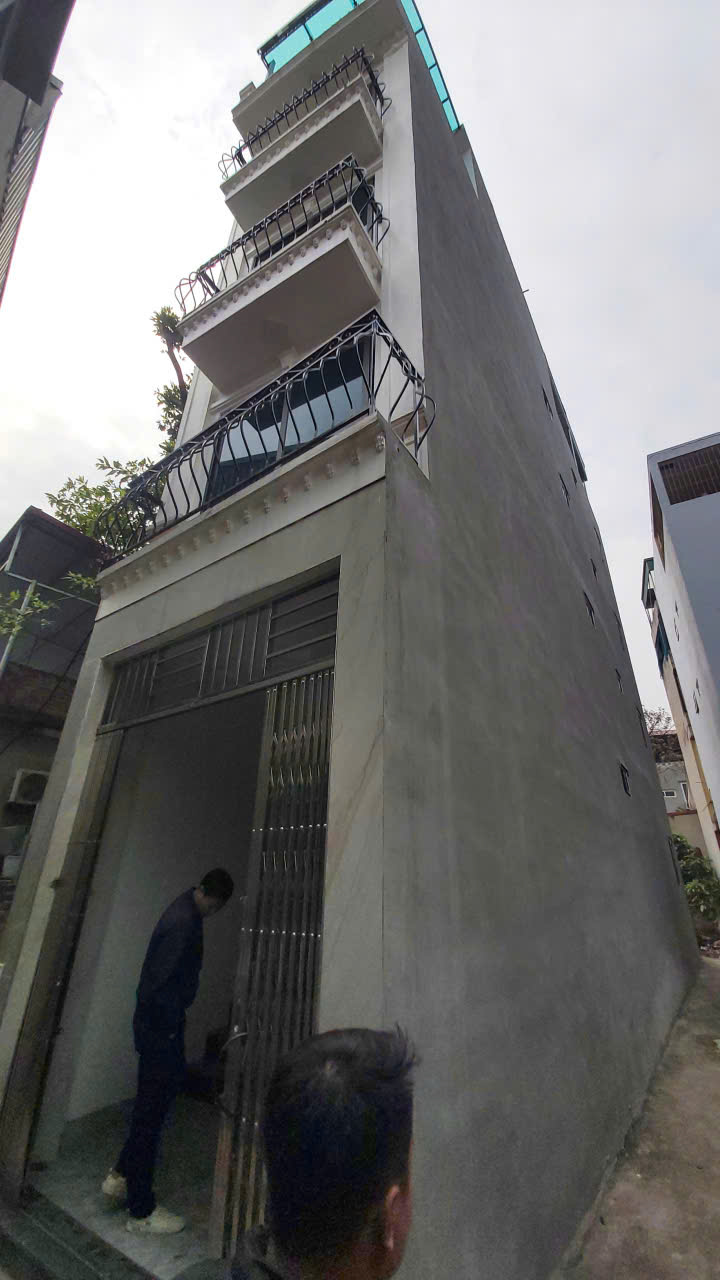 Nhà Đa Sỹ mới tinh, 5 tầng, thang máy, 52m2. vừa ở vừa kinh doanh trọ được