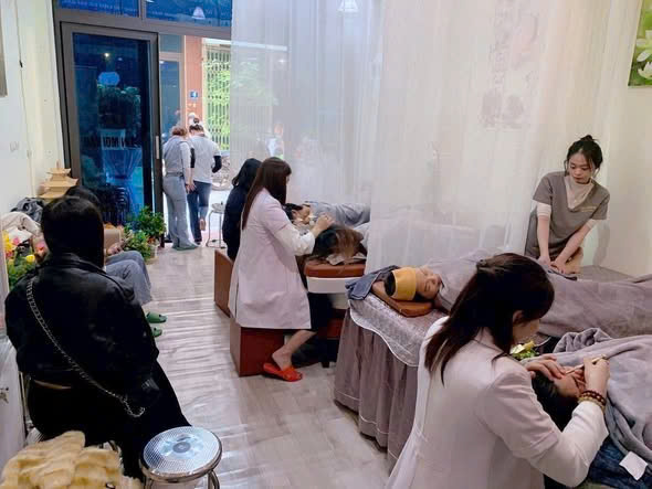 CHÍNH CHỦ SANG NHƯỢNG SPA TẠI Số 3 ngõ 28 Nguỵ Như Kon Tum THANH XUÂN, HÀ NỘI
