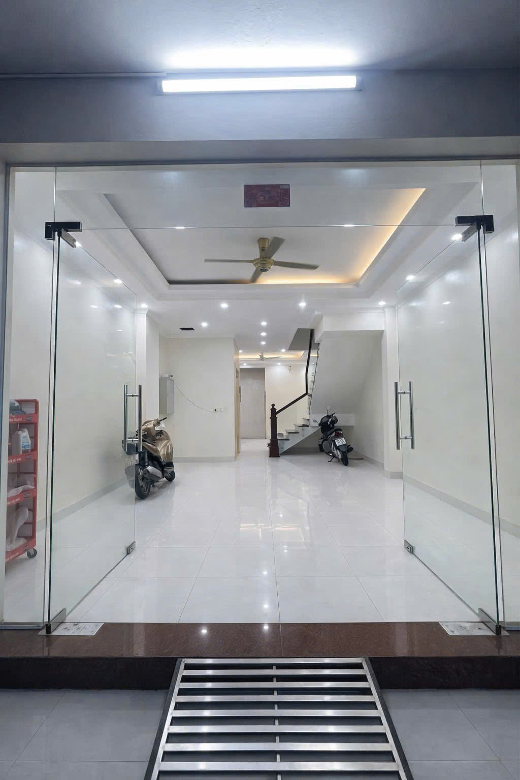 VỊ TRÍ ĐẸP - CHO THUÊ TẦNG 1 RỘNG 83M2 NHÀ LIỀN KỀ KHU ĐÔ THỊ AN HƯNG – PHƯỜNG DƯƠNG NỘI, QUẬN HÀ ĐÔNG, HÀ NỘI