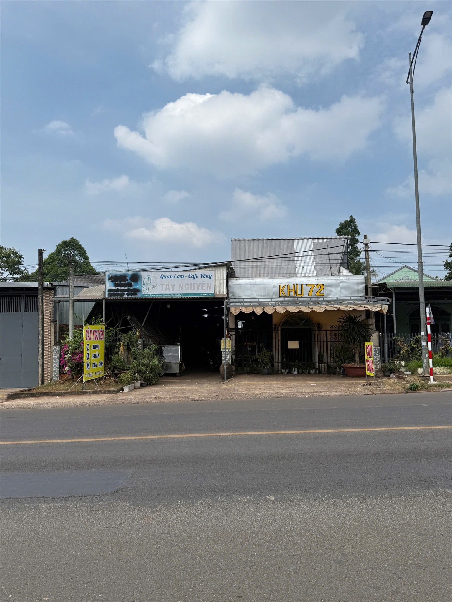 NHÀ ĐẤT ĐẸP- GIÁ TỐT CHÍNH CHỦ BÁN NHANH NHÀ ĐẤT MẶT TIỀN Quốc Lộ 20 huyện Thống Nhất, Đồng Nai