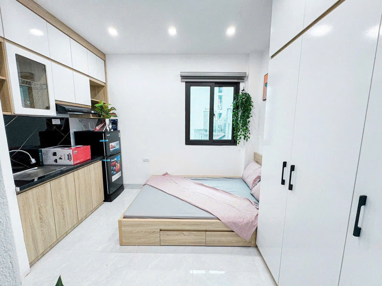 PASS PHÒNG STUDIO – NGÕ 318 ĐÊ LA THÀNH, Ô CHỢ DỪA, ĐỐNG ĐA, HÀ NỘI