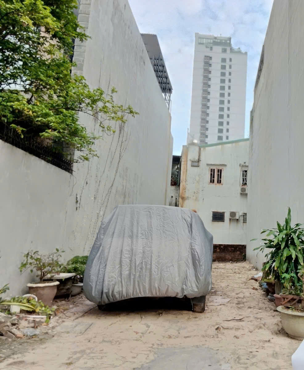 Bán đất mặt tiền Đinh Đạt 91m2 gần biển Mỹ Khê Sơn Trà đường 7.5m vỉa hè 4m giá 16.9 tỷ