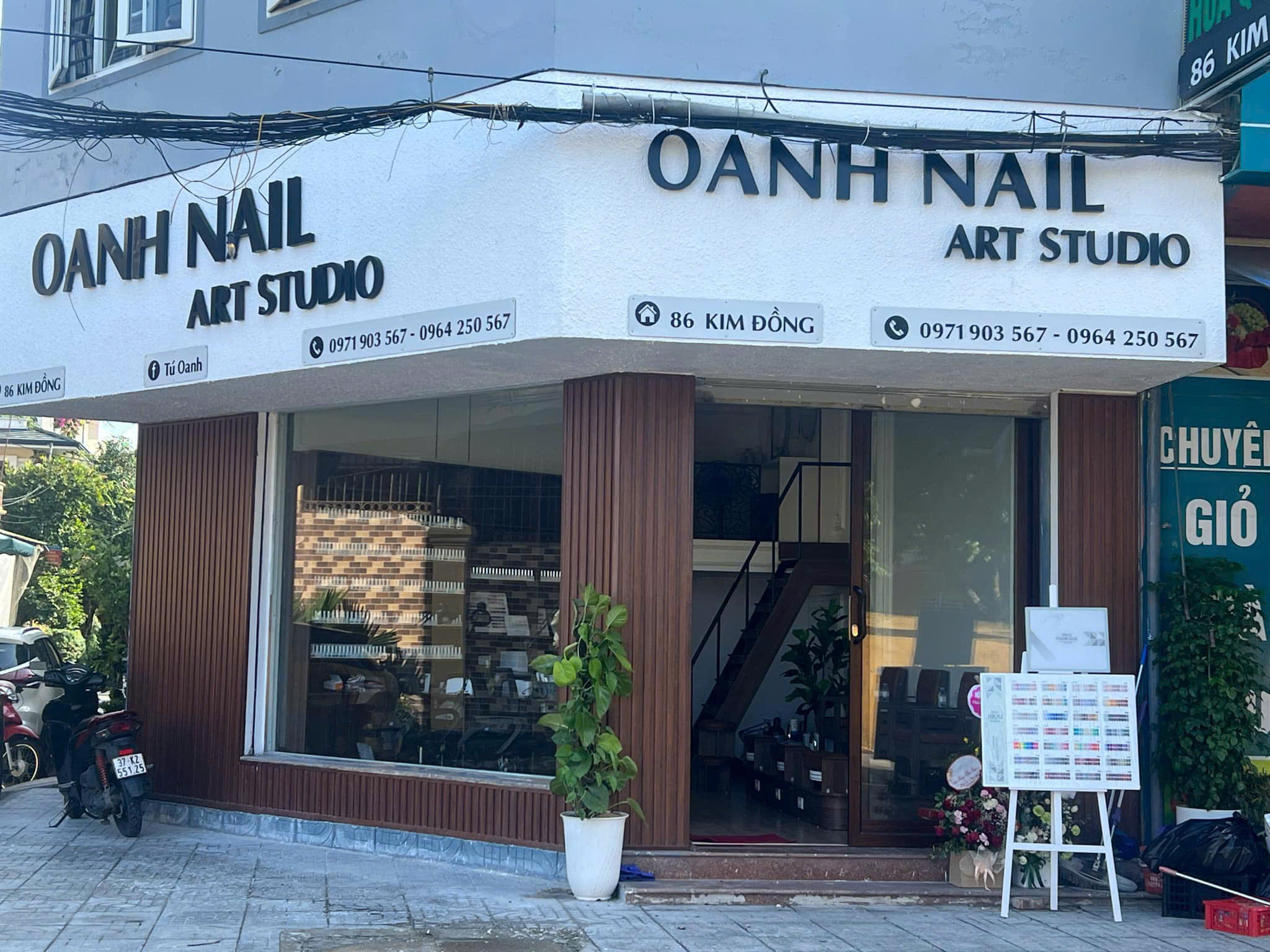 SANG NHƯỢNG TIỆM NAIL – MI – GỘI ĐẦU DƯỠNG SINH Địa chỉ: 14 Nguyễn Trung Ngạn, 86 Kim Đồng – TP Vinh