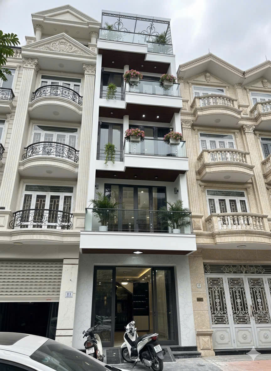 Siêu phẩm Văn Cao - 80m 5 tầng - Thang Máy - Đường 10m