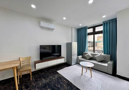 Cho thuê căn Studio 1N1K – 118 Yên Phụ nhỏ, Tây Hồ – Nhà mặt phố, ô tô đỗ cửa, đi lại thuận tiện