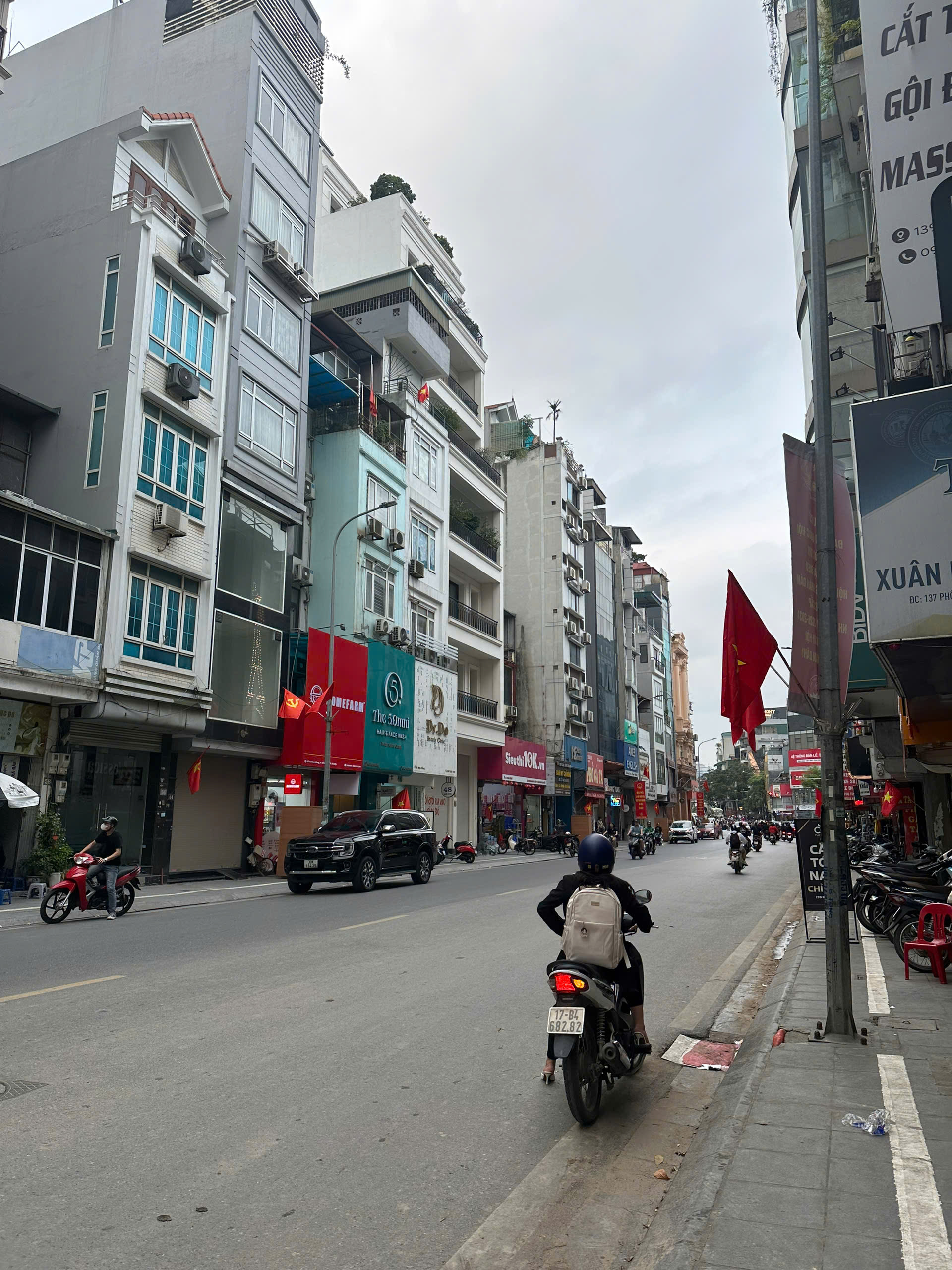 CHO THUÊ PHÒNG STUDIO 25M2 – 133 NAM ĐỒNG, ĐỐNG ĐA – Ở NGAY