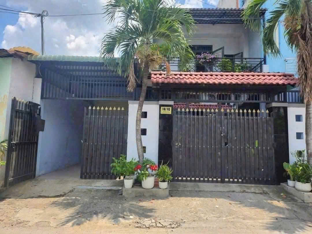 NHÀ (8x20) – HẺM 6M THÔNG TÔ KÝ – GẦN CHỢ BA BẦU – CÓ KHO RIÊNG