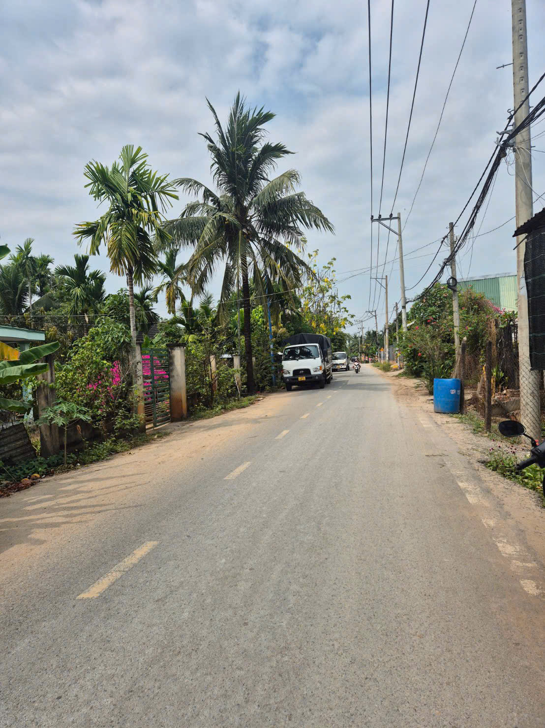 ĐẤT 1/ NHỊ BÌNH 2 – GẦN 1.700M² THỔ – ĐƯỜNG NHỰA TỚI ĐẤT!