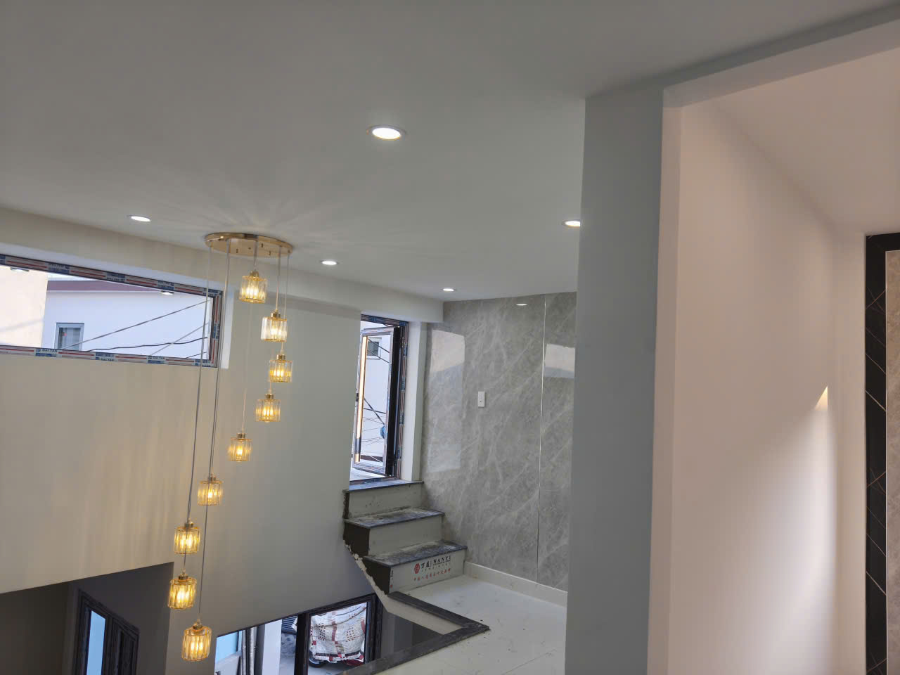 ► Lô Góc k Trưng Nữ Vương, 50m2, 2 tầng đẹp, 3PN, Sân Cực Rộng, tặng Nội Thất, 4.1 tỷ