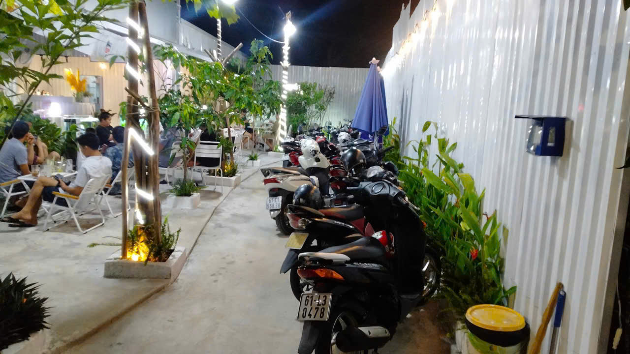 SANG NHƯỢNG QUÁN CÀ PHÊ – VỊ TRÍ ĐẸP – VÀO LÀ BÁN NGAY