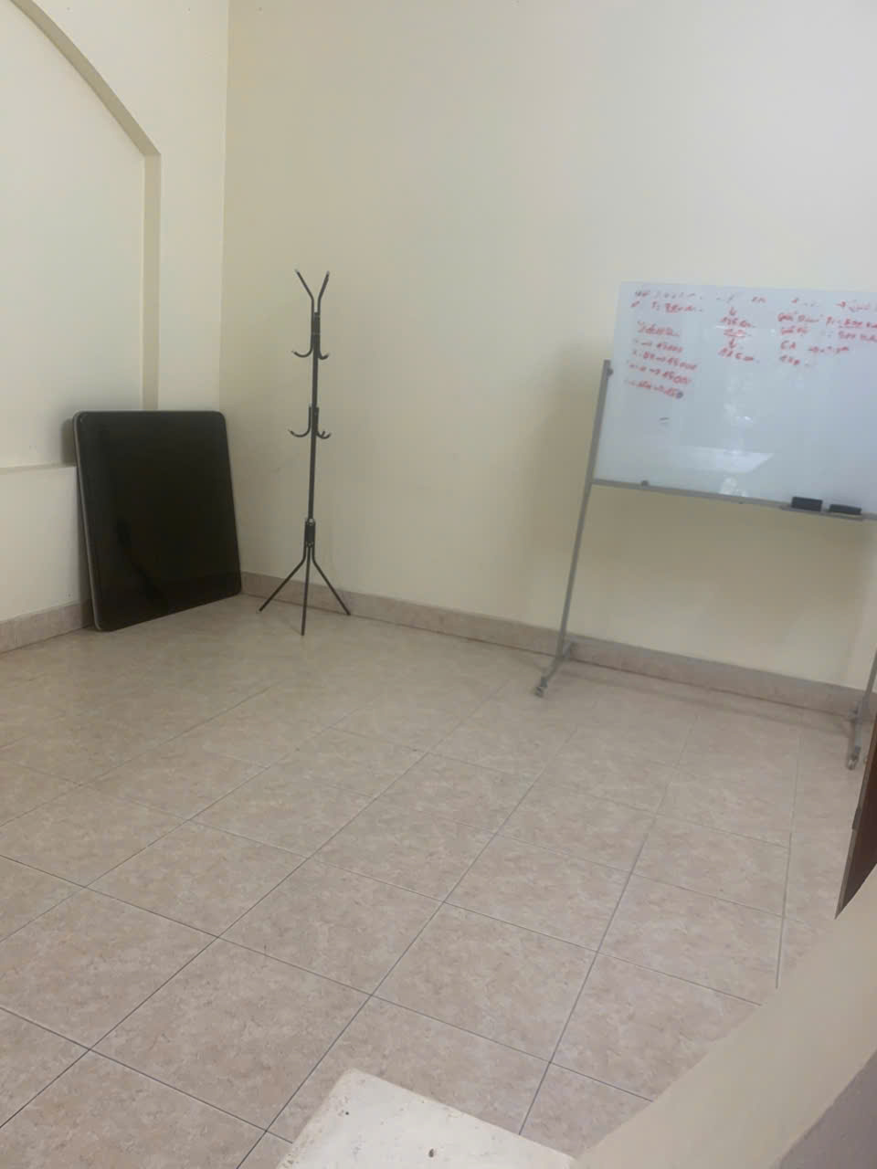 Chính chủ cho thuê văn phòng 80m², tầng 2, khu vực Mỹ Đình, nhà mặt đường, có chỗ đỗ ô tô