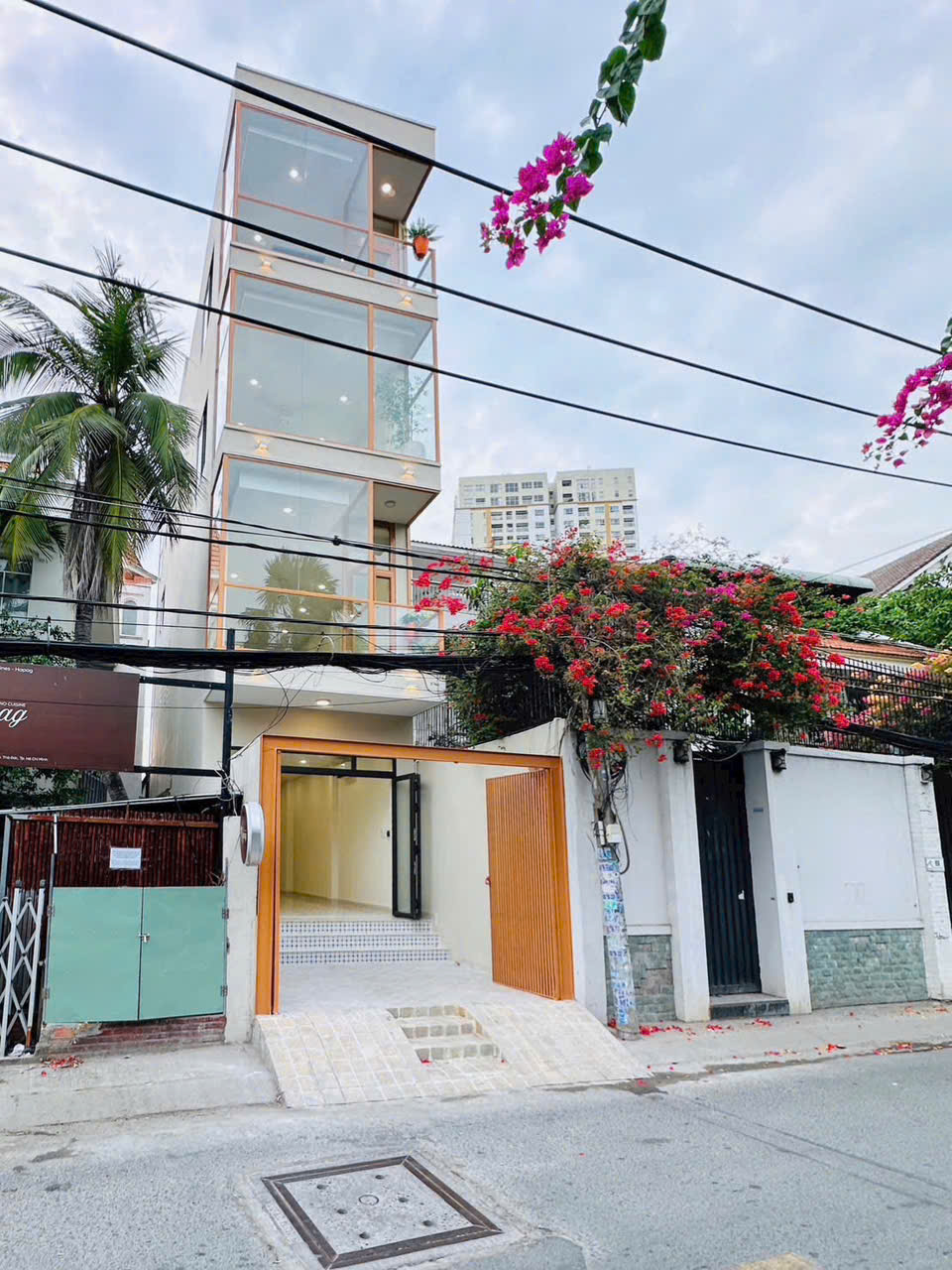 cần Bán Nhà Phố Thảo Điền Quận 2 , đường Số 47 Thảo Điền