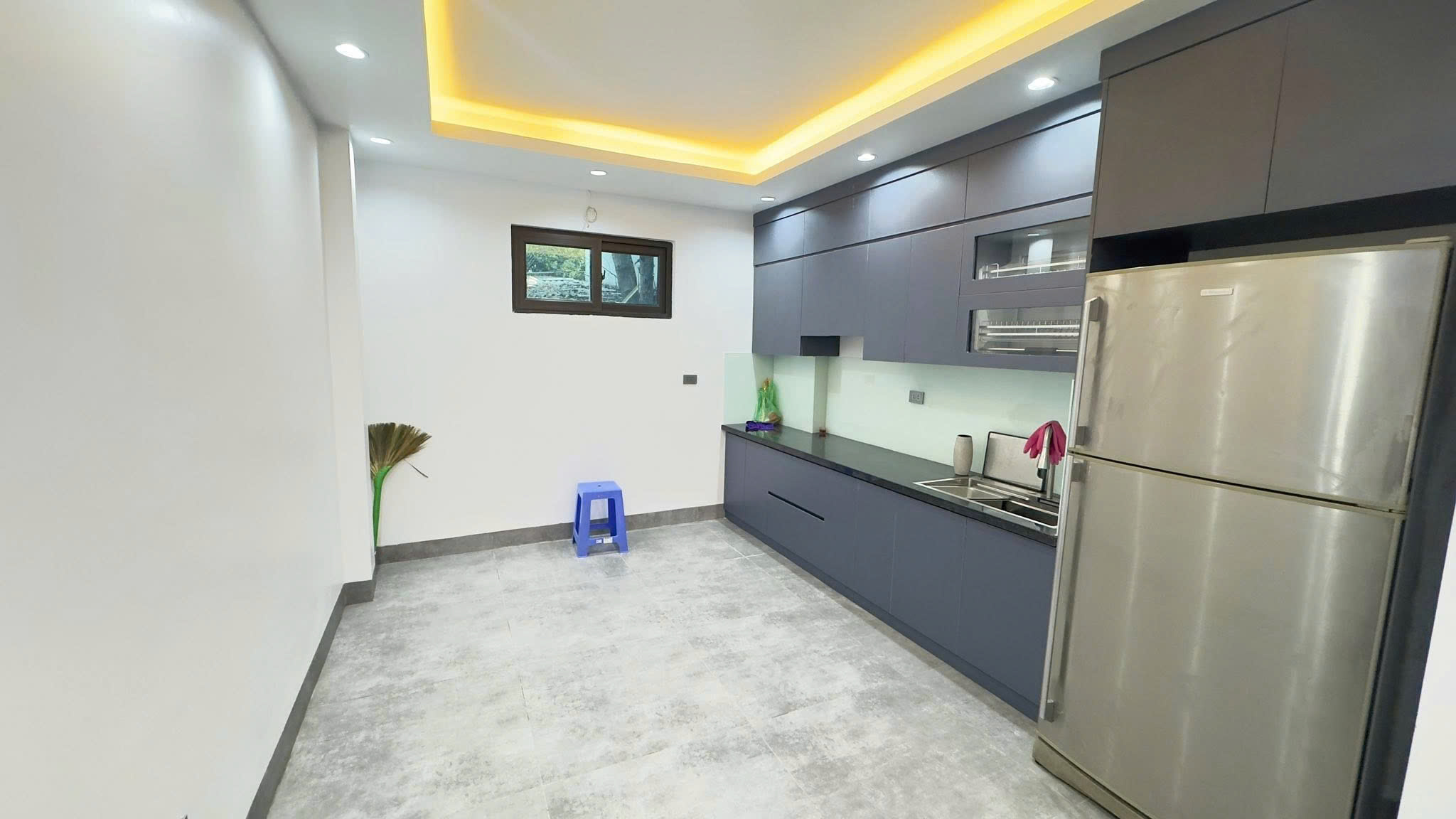Tầm tiền hiếm! Bán nhà mặt phố Trung Phụng, 30m2, mặt tiền 5m, 16.6 tỷ, kinh doanh đỉnh
