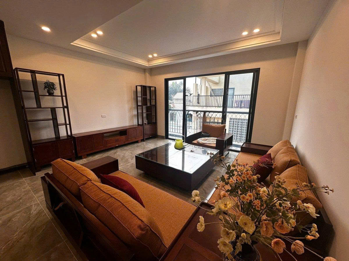BÁN NHÀ LÂM HẠ LONG BIÊN – VIEW HỒ – 7 TẦNG THANG MÁY – Ô TÔ TRÁNH – KHU PHÂN LÔ VIP