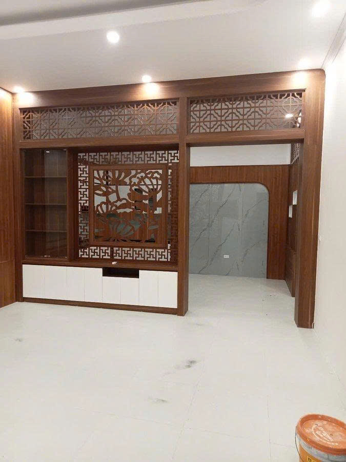 HIẾM – NHÀ NGỌC THỤY 58,2m² – MẶT TIỀN 6,8m – 5 PHÚT SANG PHỐ CỔ – Ô TÔ SÁT NHÀ
