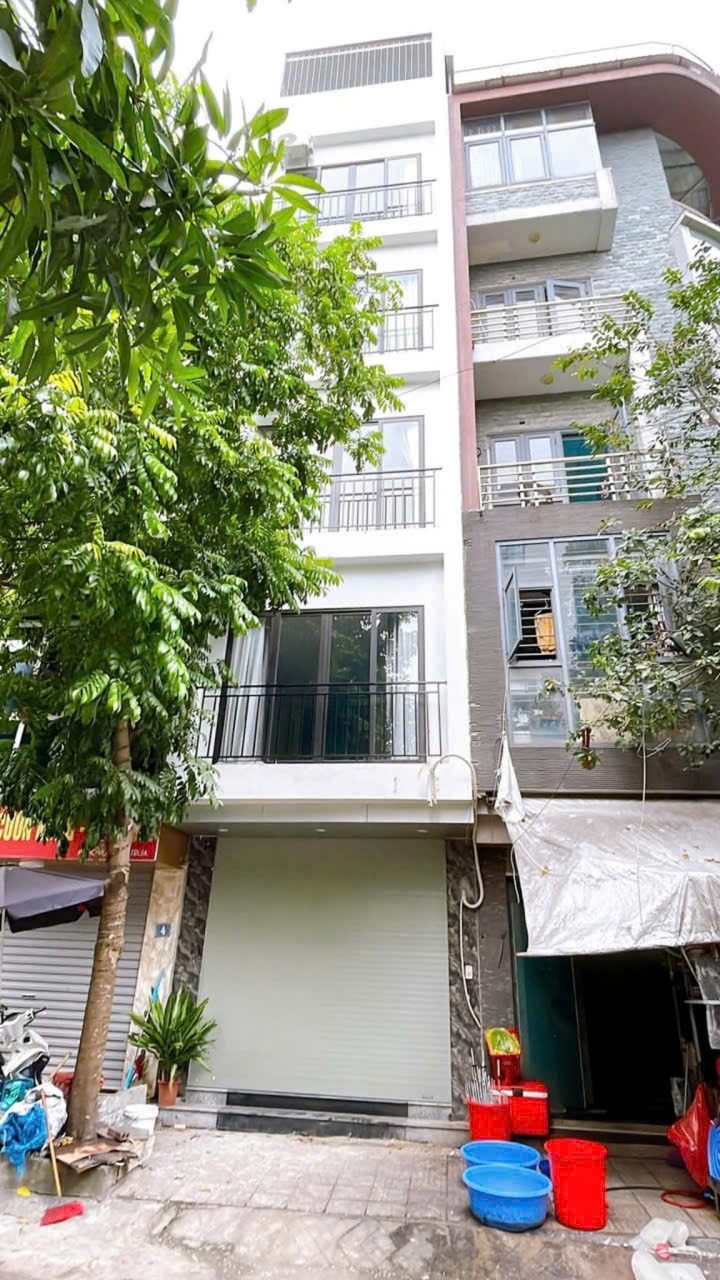 PHÂN LÔ VĂN LA – 6 TẦNG THANG MÁY – FULL NỘI THẤT – DÒNG TIỀN TỐT
