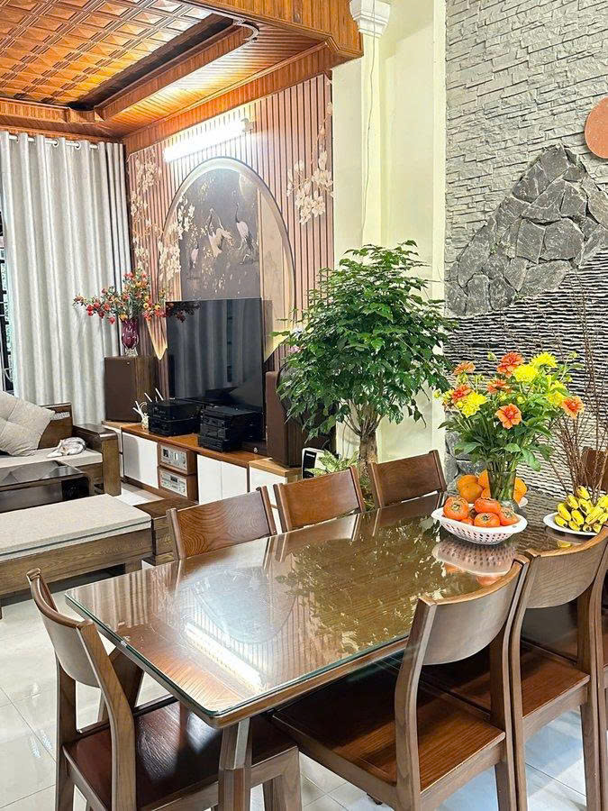 Bán gấp liền kề phân lô Lương Thế Vinh – 76m2 - 3 tầng – ô tô đỗ cửa – giá 18.5 tỷ