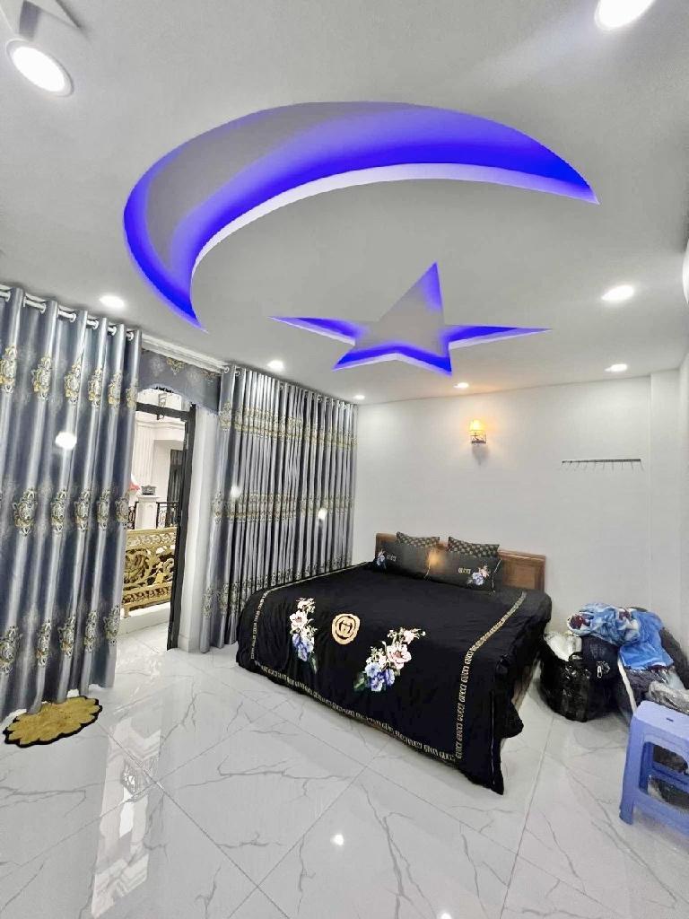 Bán nhà Bến Lội, Bình Trị Đông A, Bình Tân, 53m2 - 5 x 10.5 - 5 tầng, 5.4 tỷ TL.