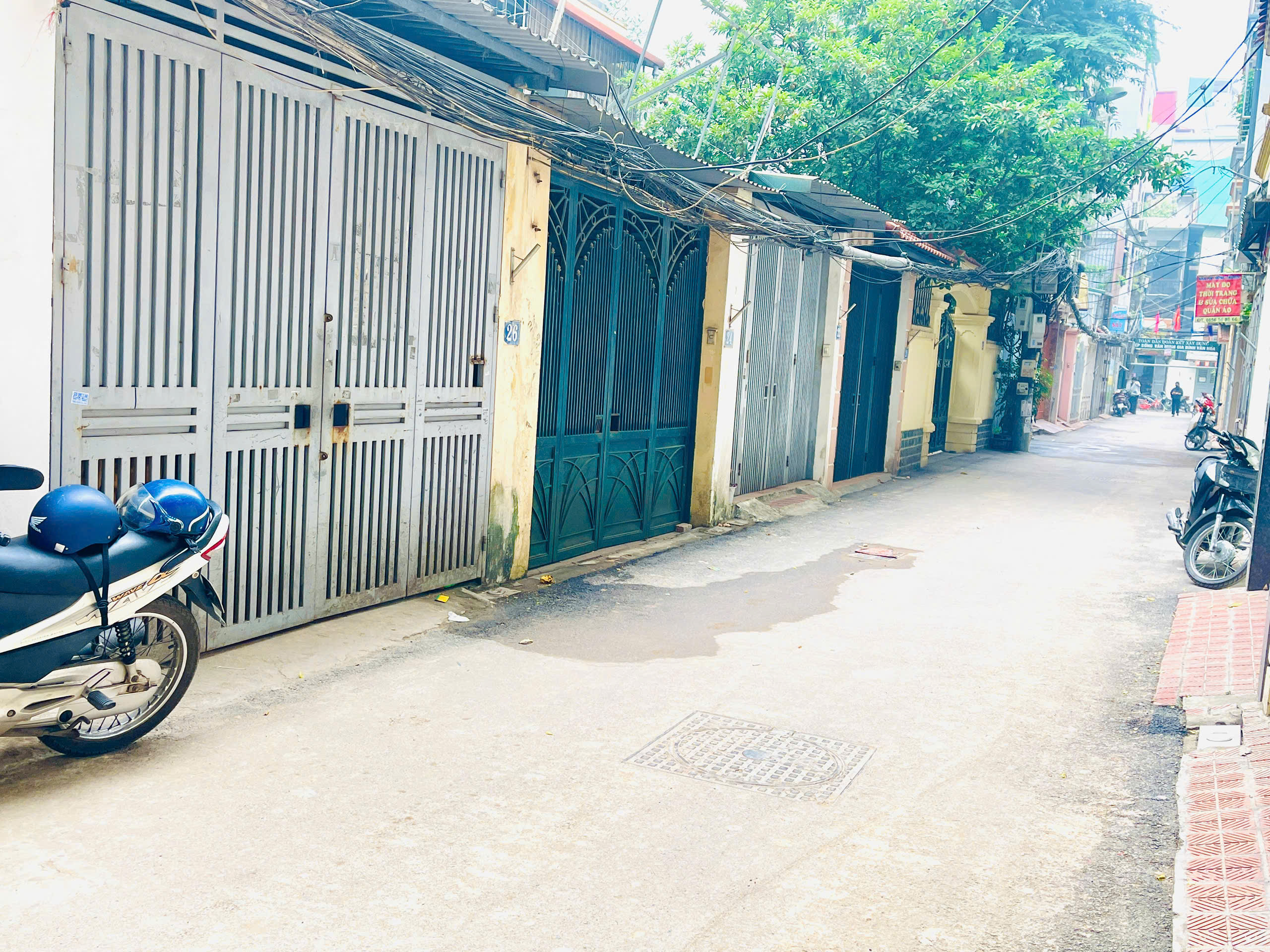 Cực Hiếm! Sở hữu ngay 101m2 phân lô - ôtô vào, cách mặt phố 30m, giá chào chỉ 188tr/m2 tặng GPXD 7T
