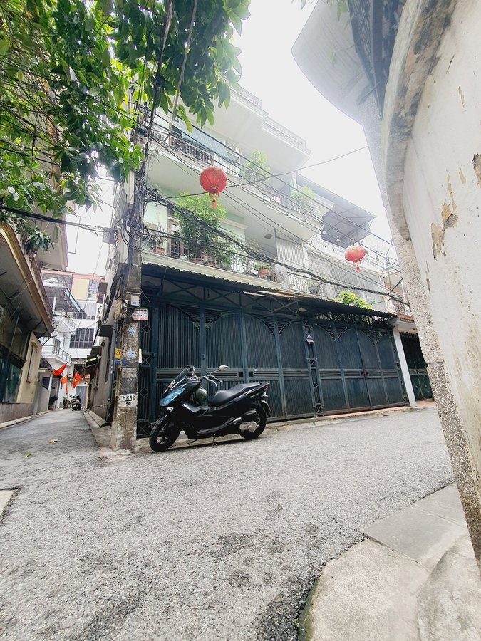 HIẾM NGUYỄN SƠN NGÕ Ô TÔ TRÁNH 2 MẶT NGÕ NỞ HẬU MT KHỦNG