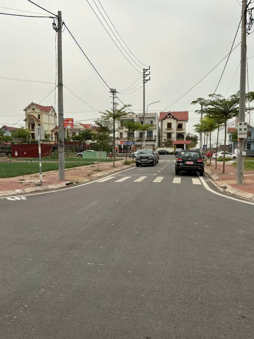 HOT !!! SỞ HỮU NGAY LÔ ĐẤT ĐẸP - GIÁ TỐT - Vị Trí Đắc Địa Tại Hải Hậu, Nam Định