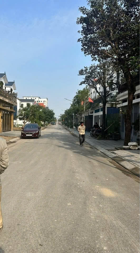 CHÍNH CHỦ bán biệt thự xây thô KDT Yên Hòa - Quán Bàu, Vinh, Nghệ An - Trung tâm phát triển