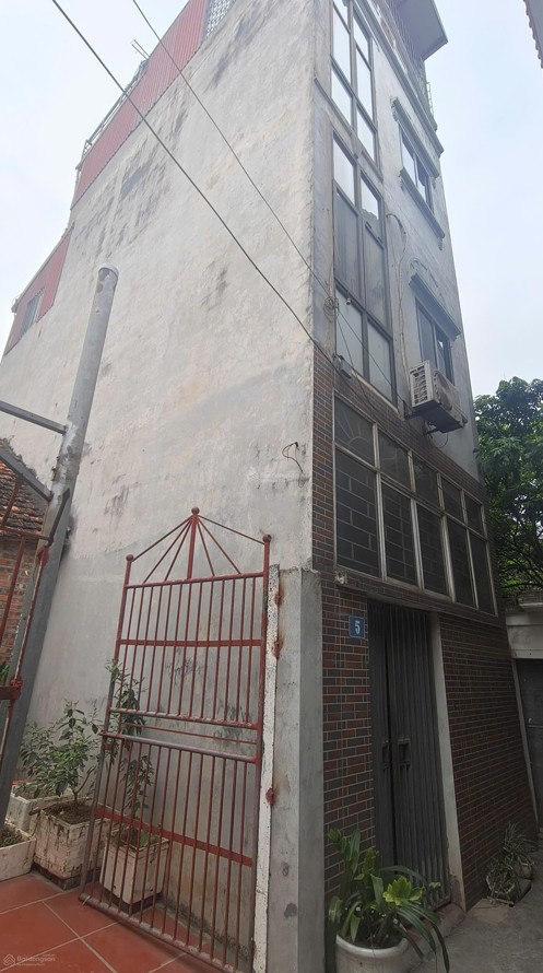 Bán nhanh nhà 3 tầng 1 tum 40.75 m2 - An Khánh, Hà Nội - Ngõ thoáng - Vị trí thuận lợi