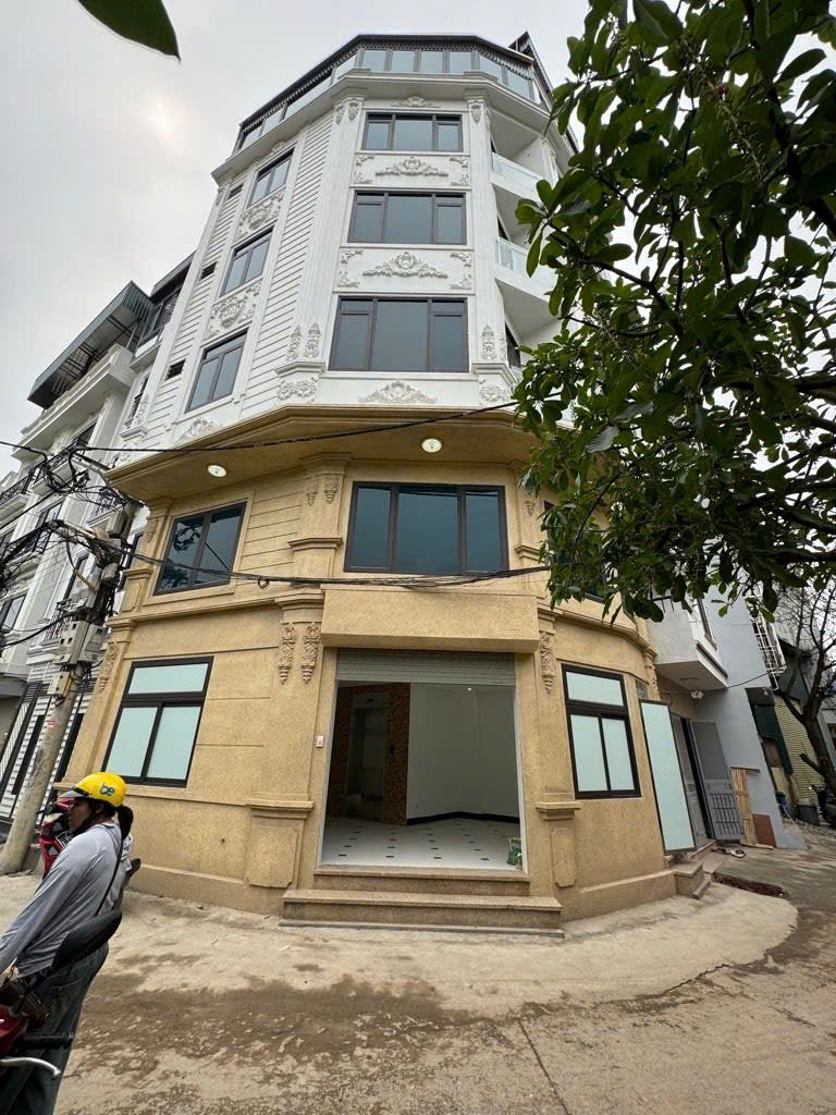 Căn hộ dịch vụ cao cấp Phú Lương - DT 40m2 - Giá chỉ 15X. Tỷ - Vị trí đẹp, đường thông các ngả