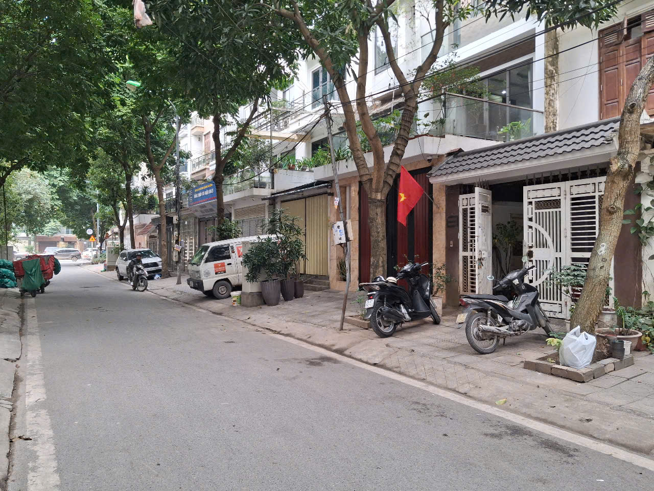 Bán căn Biệt thự liền kề tại KĐT Trung Văn - Vinaconex 3, phường Đại Mỗ, Hà Nội - Full nội thất