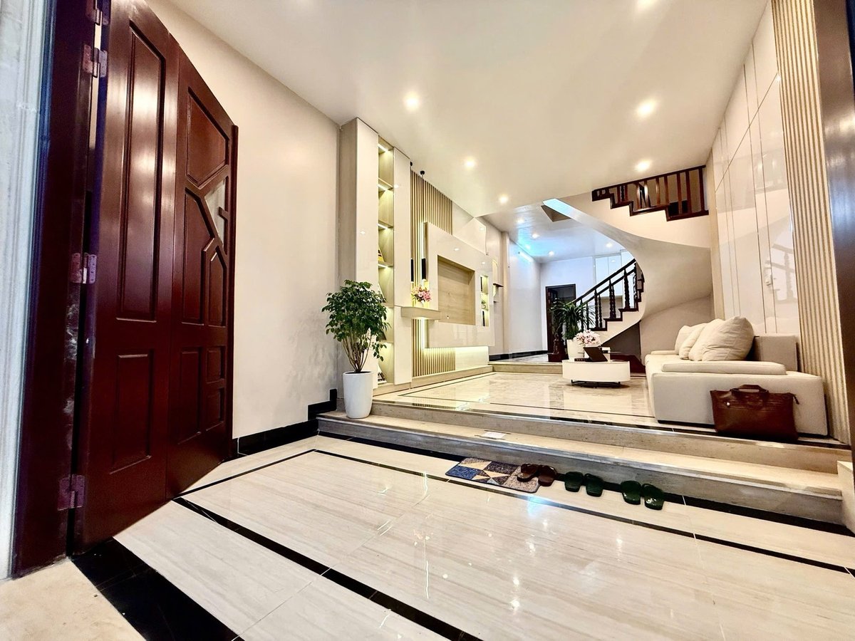 BÁN NHÀ PHỐ MINH KHAI – HAI BÀ TRƯNG - DT 52m2 x 4T - MT 4.2M - NHÀ ĐẸP Ở NGAY – GIÁ CHỈ 12,5 TỶ !