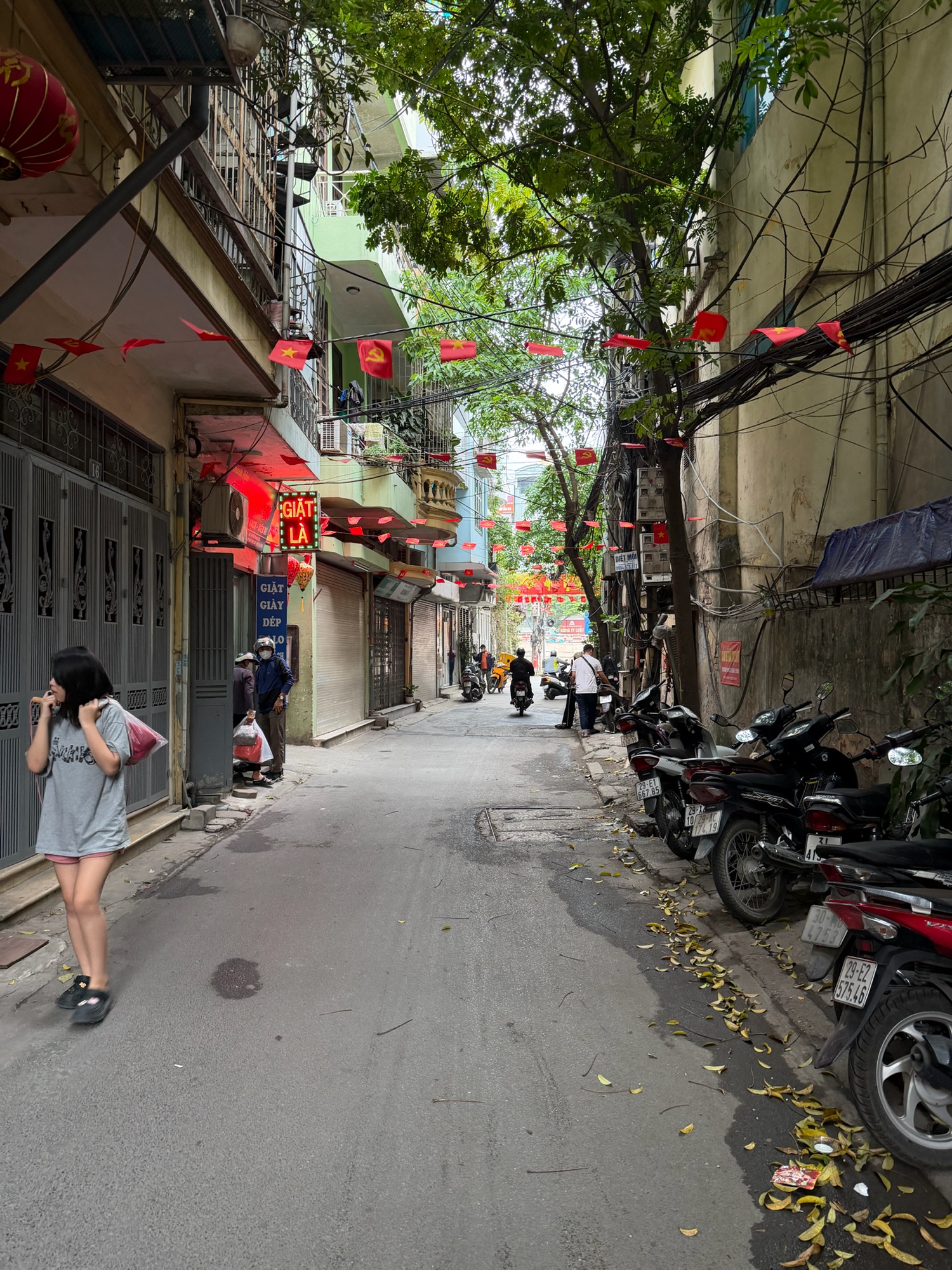 MẶT PHỐ PHƯƠNG LIỆT – KINH DOANH SẦM UẤT – BÁN ĐẤT TẶNG NHÀ