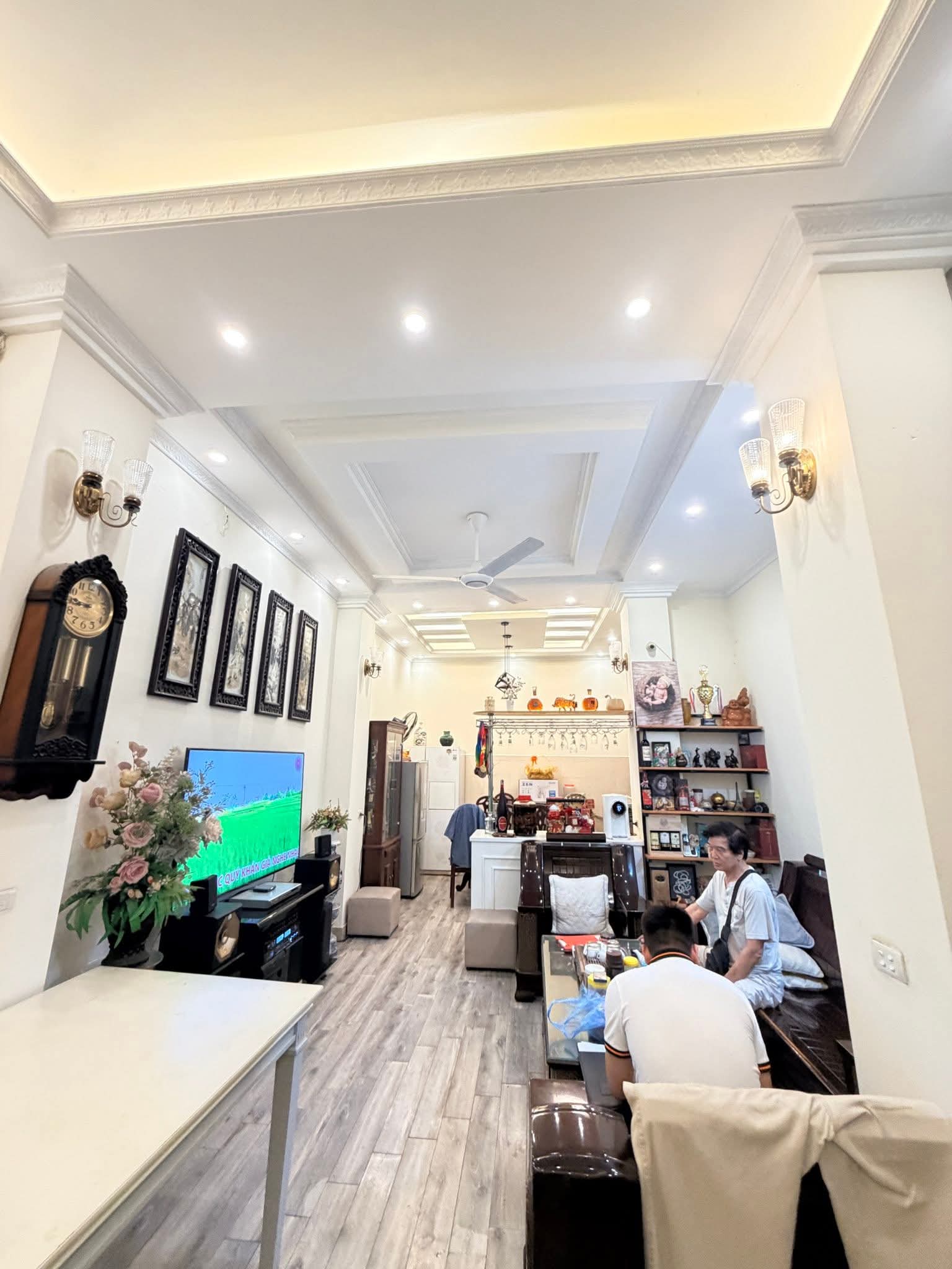 NHÀ ĐẸP LÁNG HẠ – KINH DOANH ĐỈNH – NGÕ THÔNG
