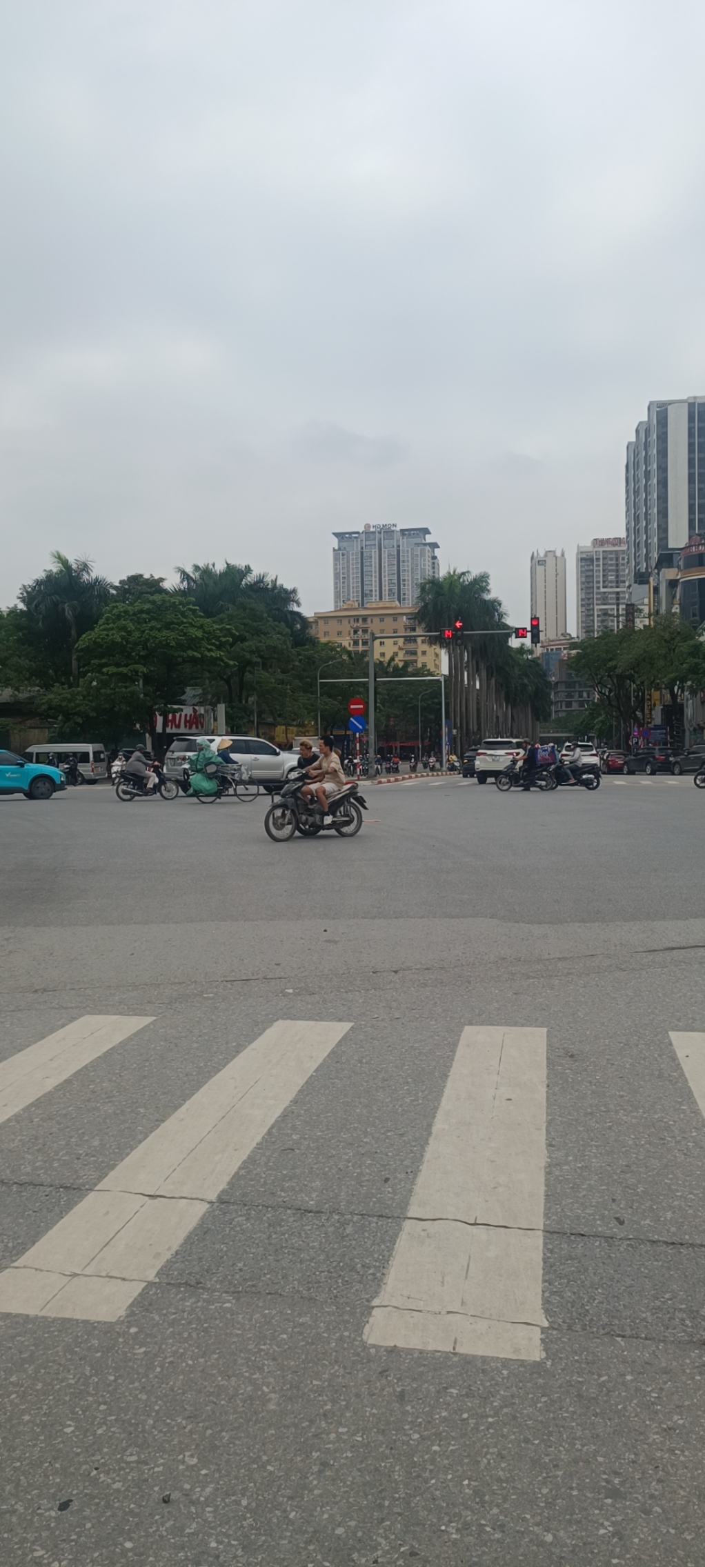 ĐẤT MỸ ĐÌNH - 3 GÁC TRÁNH - XÂY ĐẦU TƯ - DÒNG TIỀN OR Ở