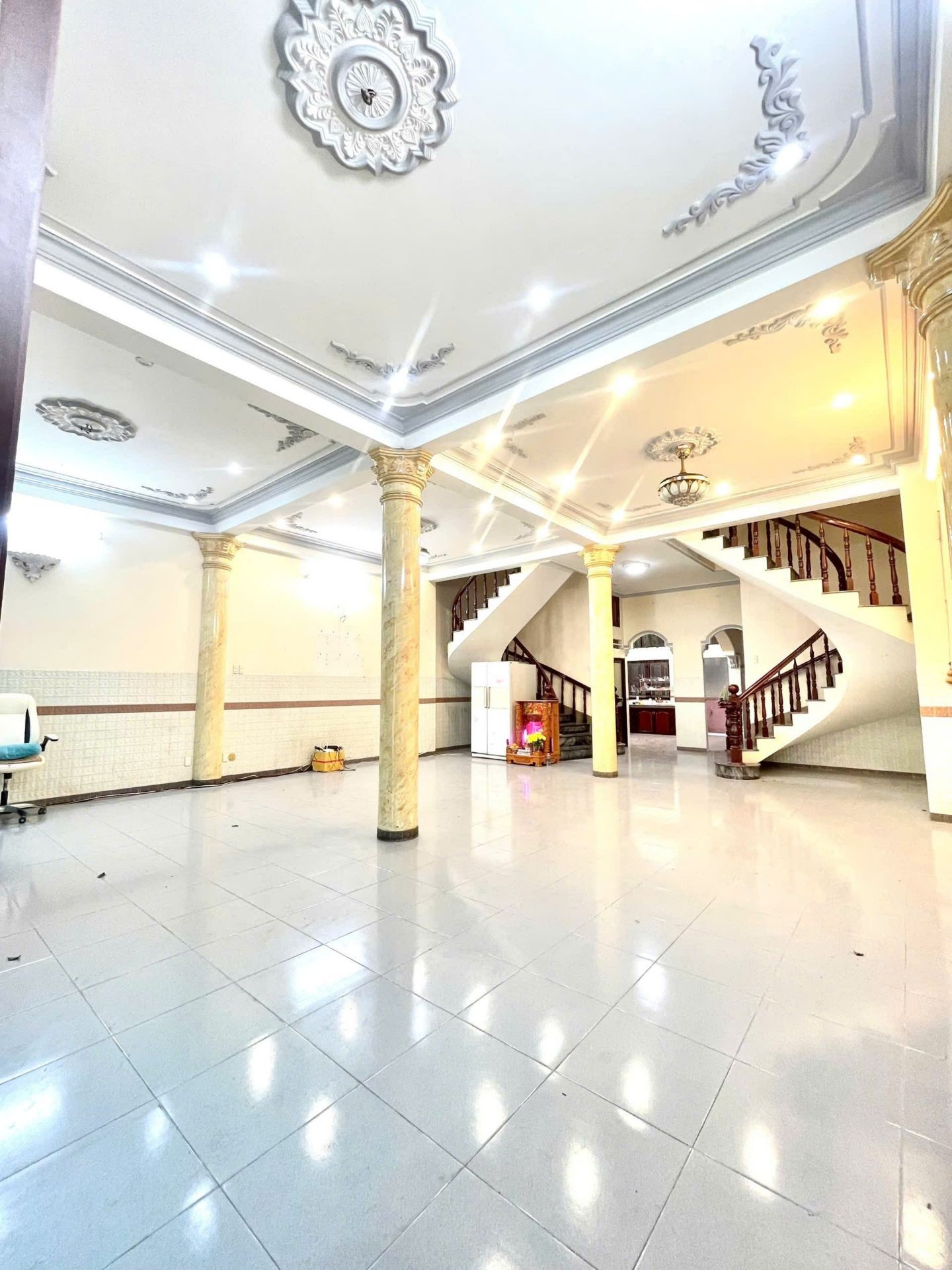 Bán nhà mặt tiền 4 tầng DT 8x20 Khu Tên Lửa cạnh Aeon Mall Bình Tân - 0931172218