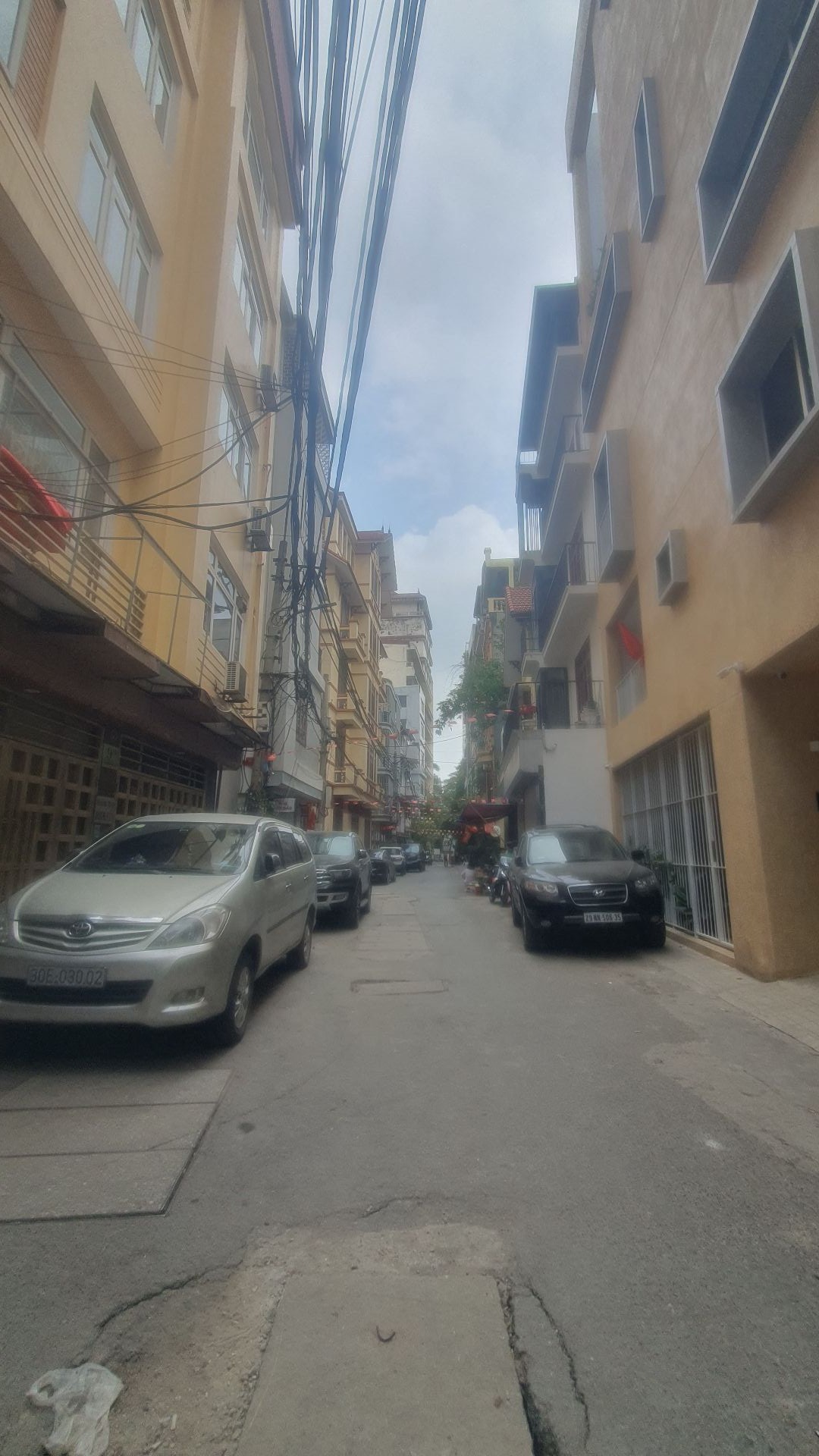 BÁN NHÀ SIÊU PHẨM PHÂN LÔ VÕNG THỊ -MẶT NGÕ Ô TÔ TRÁNH, THANG MÁY-KINH DOANH - NHÀ ĐẸP, Ở NGAY