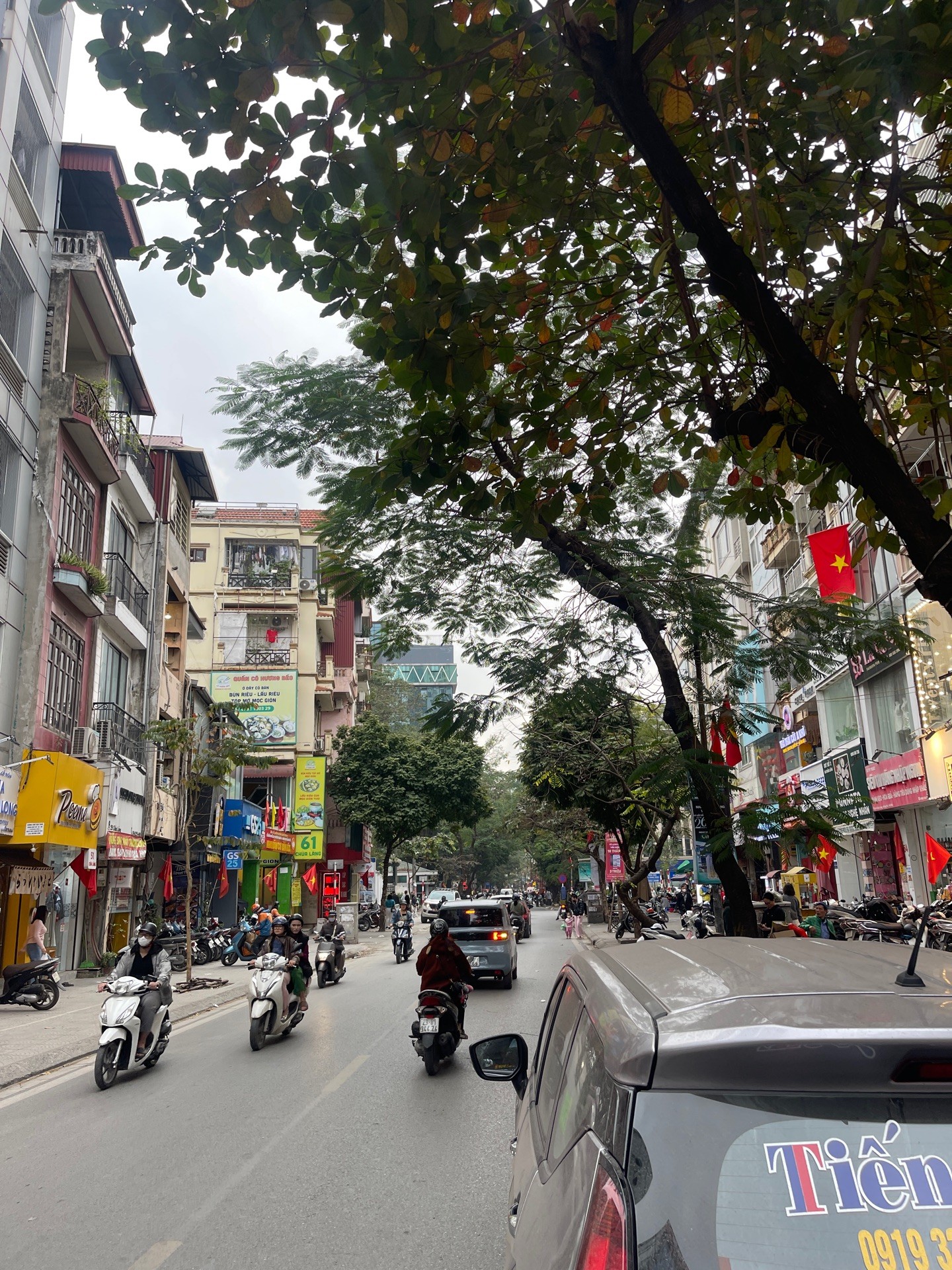 BÁN NHÀ MẶT PHỐ CHÙA LÁNG - 2 MẶT THOÁNG TRƯỚC SAU-KINH DOANH SIÊU ĐỈNH-VỈA HÈ RỘNG-Ô TÔ TRÁNH