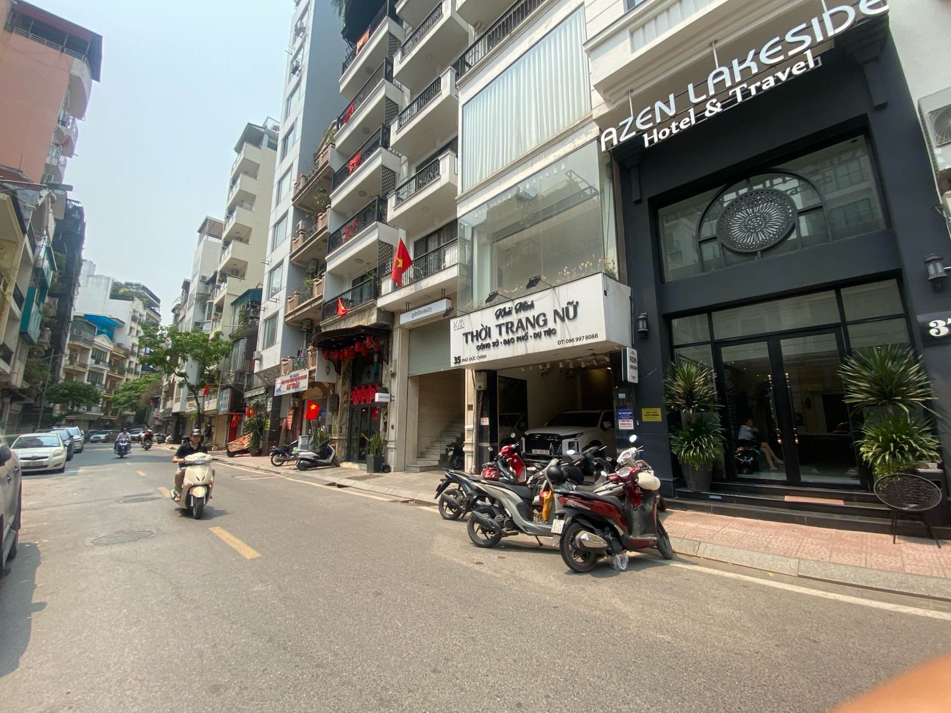 Bán nhà Mặt Phố VIP, Ba Bước Ra Hồ Trúc Bạch.Hiện trạng nhà chủ tự xây 6 tầng thang máy, khung cột vô cùng chắc chắn.