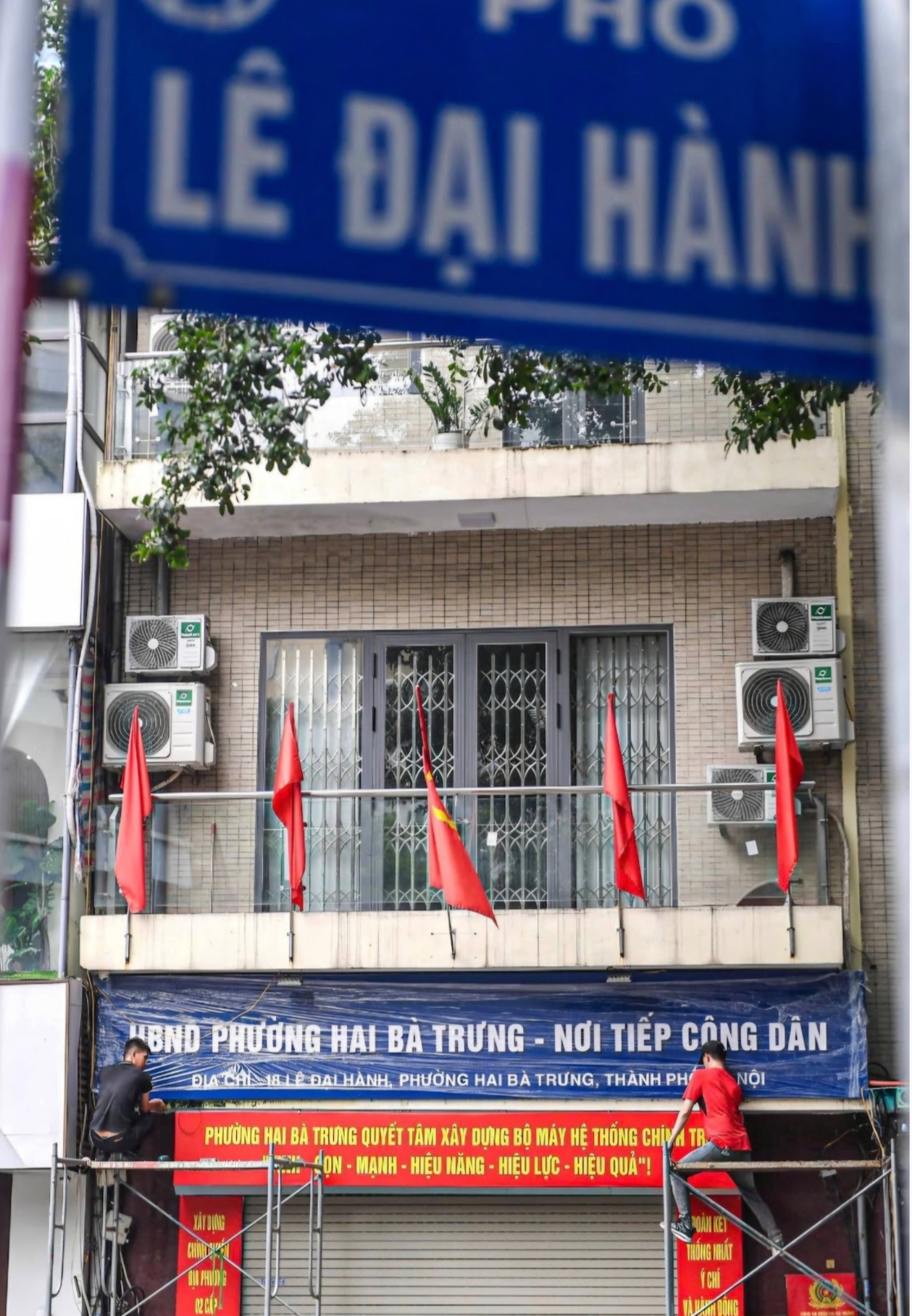 Phố Lê Đại Hành – kết nối nhanh các trục: Bà Triệu – Huế – Đại Cồ Việt – Trần Khát Chân