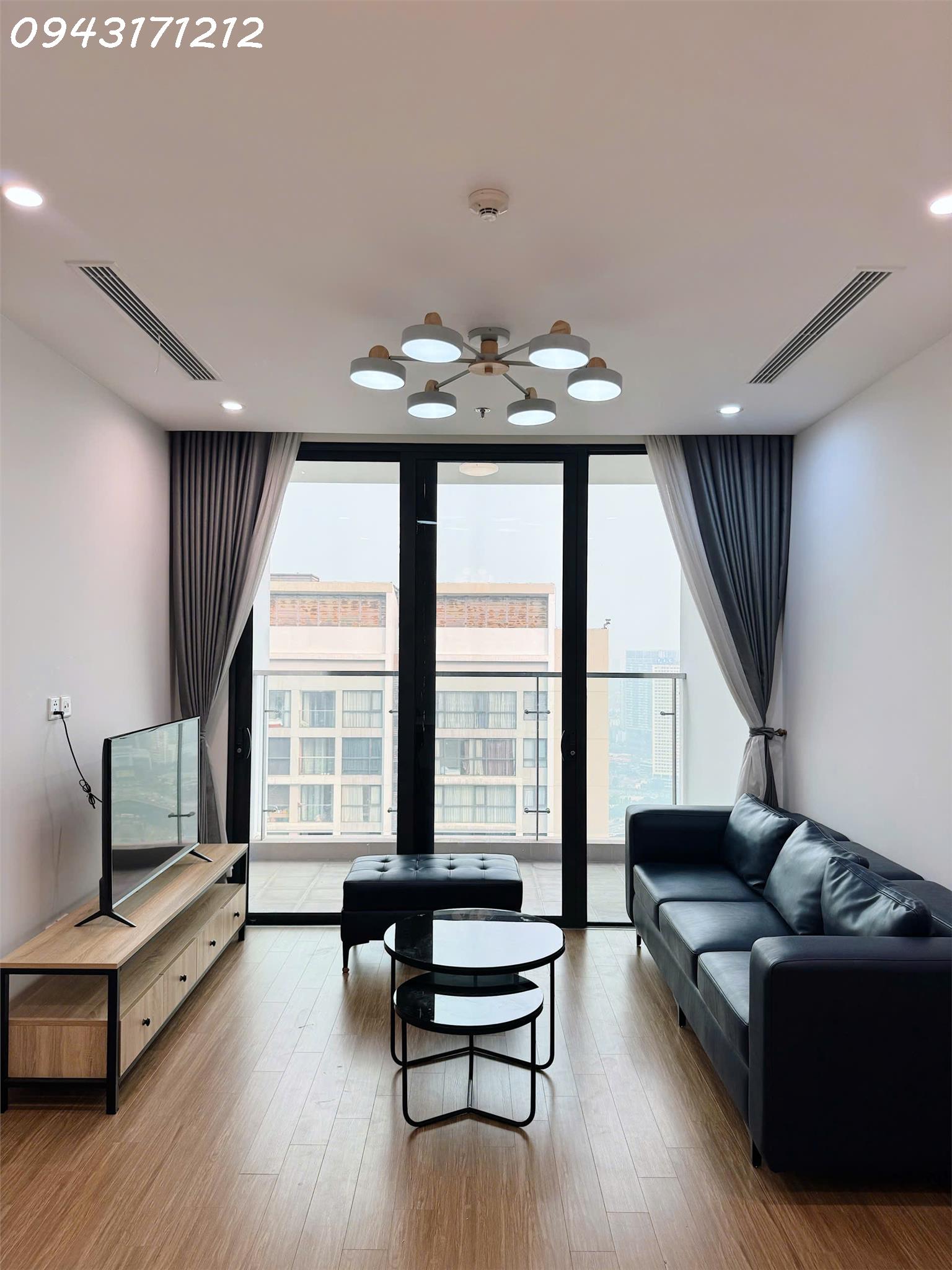 Cho thuê căn hộ cho thuê tại Vinhomes Skylake tầng cao view đẹp, DT 96m2, giá 3x tr/tháng