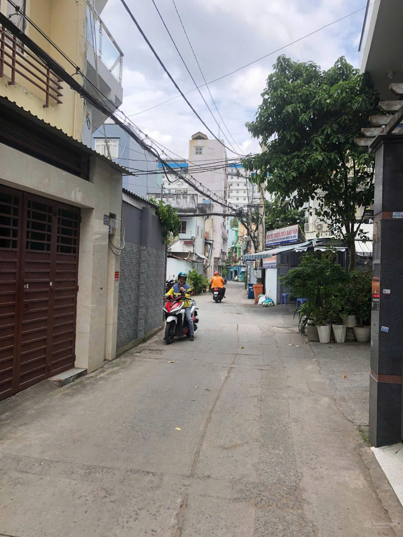 Nhà hẻm xe hơi gần Chợ Bà Chiểu, Bình Thạnh ngang 4m có sẵn dòng tiền 14tr/tháng, giá 7.5 tỷ